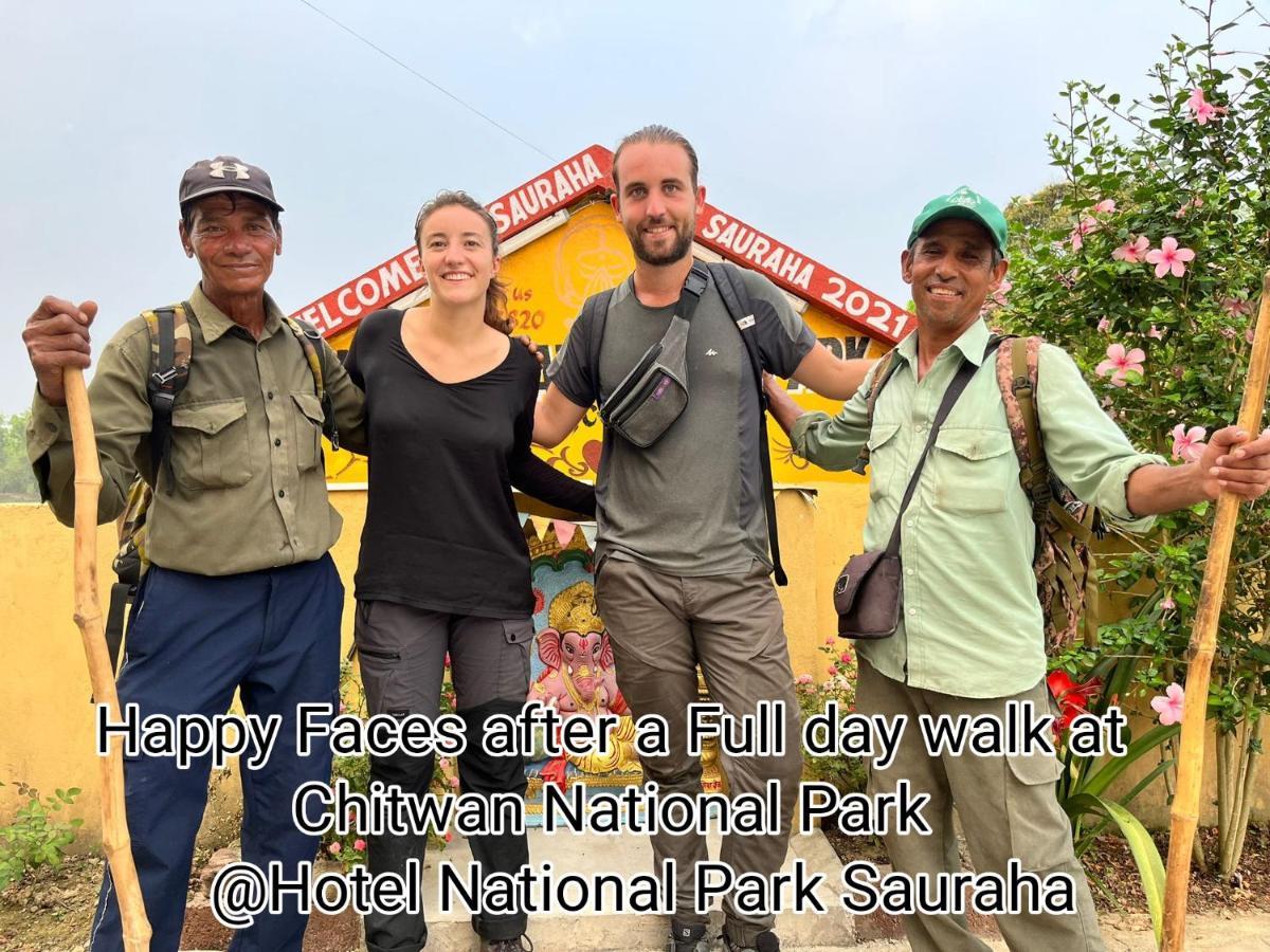 Hotel National Park Sauraha Bagian luar foto
