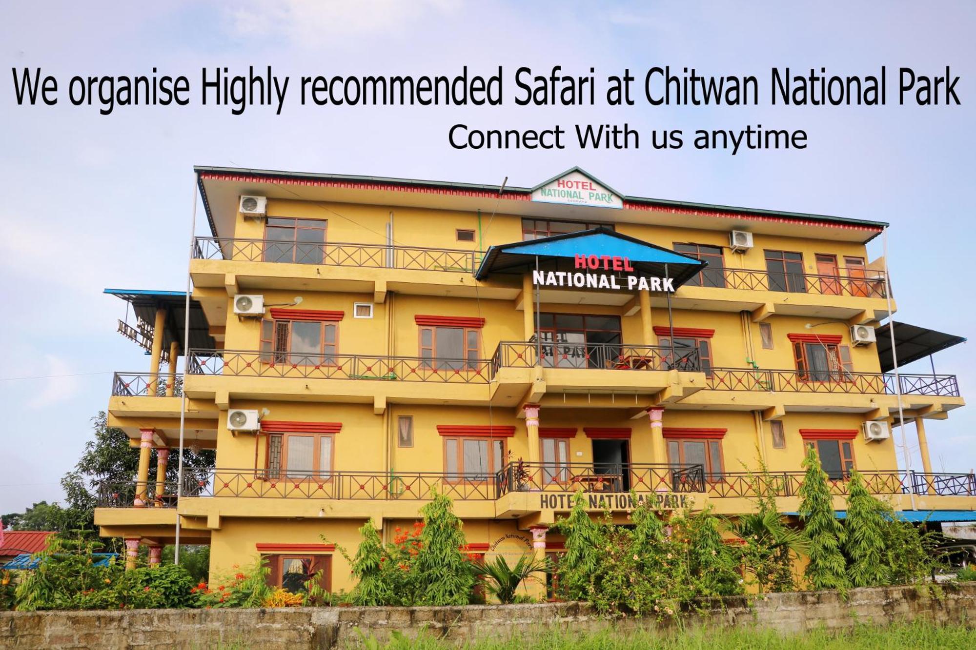 Hotel National Park Sauraha Bagian luar foto